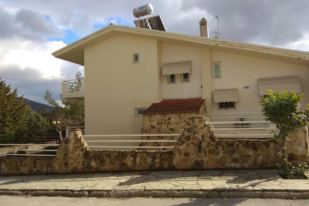 The Stone House Daire Kozani Dış mekan fotoğraf